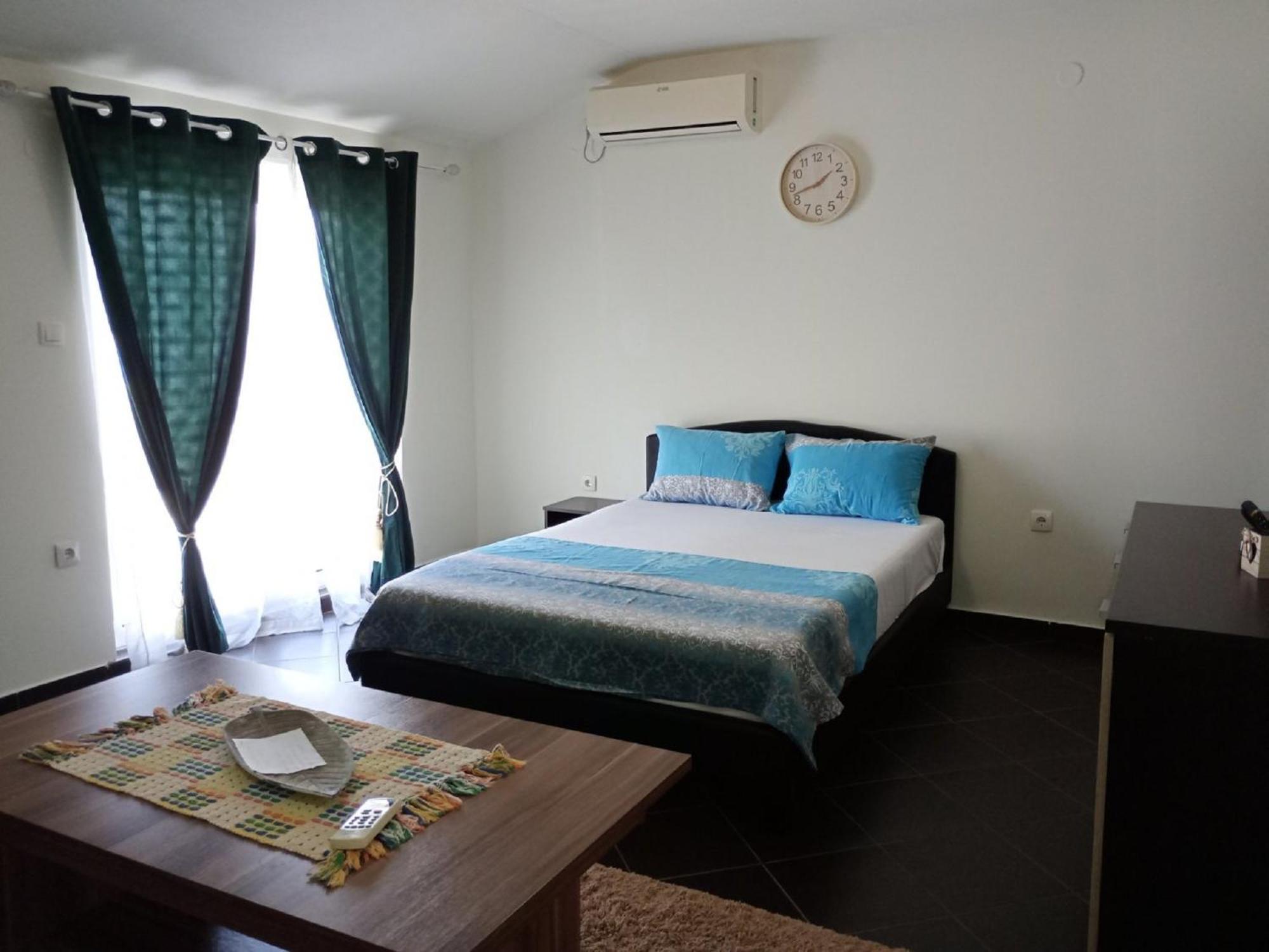 Apartments Vidikovac 蒂瓦特 外观 照片